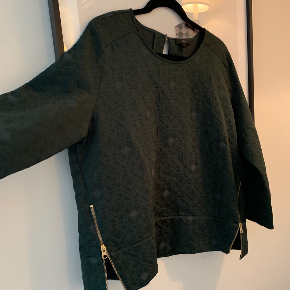 Jacquard top with side zippers